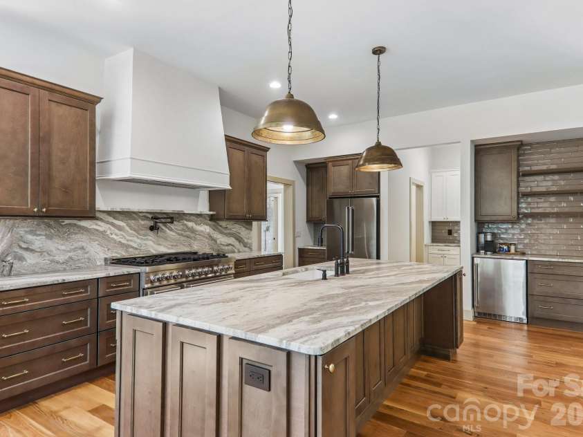318 Mountain Home Trail, Brevard, NC 28712.  MLS# CAR4405578, YatesRealty ID 43041. Kitchen