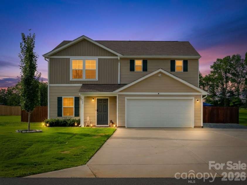 417 Sundial Drive, Lexington, NC 27295.  MLS# CAR4408044, YatesRealty ID 43042. 
