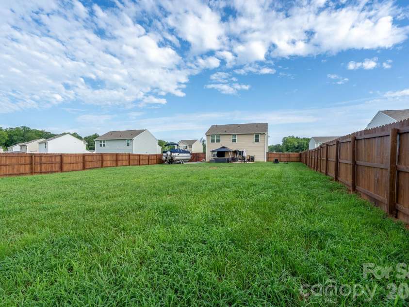 417 Sundial Drive, Lexington, NC 27295.  MLS# CAR4408044, YatesRealty ID 43042. 