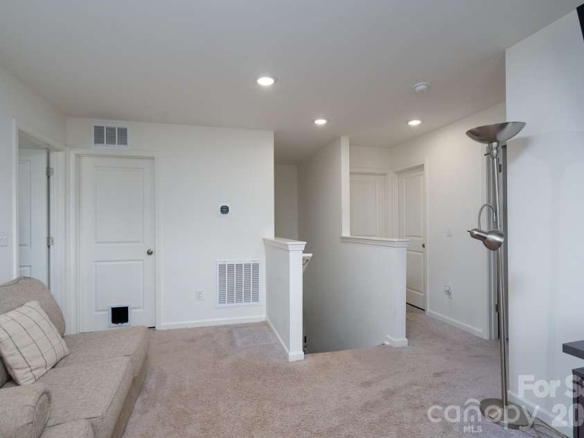 417 Sundial Drive, Lexington, NC 27295.  MLS# CAR4408044, YatesRealty ID 43042. 