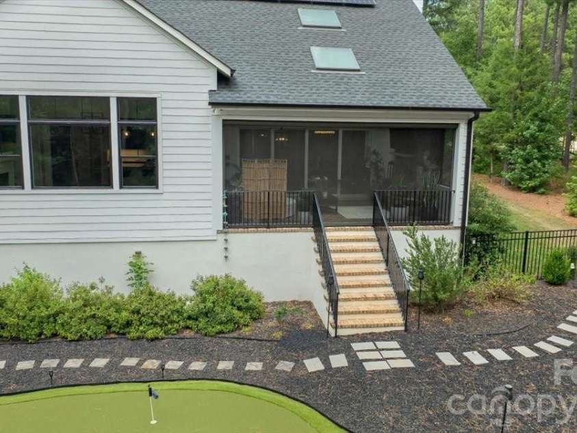 6321 Chimney Bluff Road, Lancaster, SC 29720.  MLS# CAR4407878, YatesRealty ID 43044. Backyard
