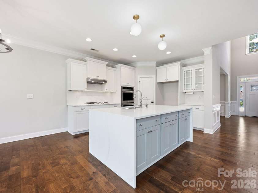 127 Tomahawk Drive, Mooresville, NC 28117.  MLS# CAR4408280, YatesRealty ID 43045. Kitchen