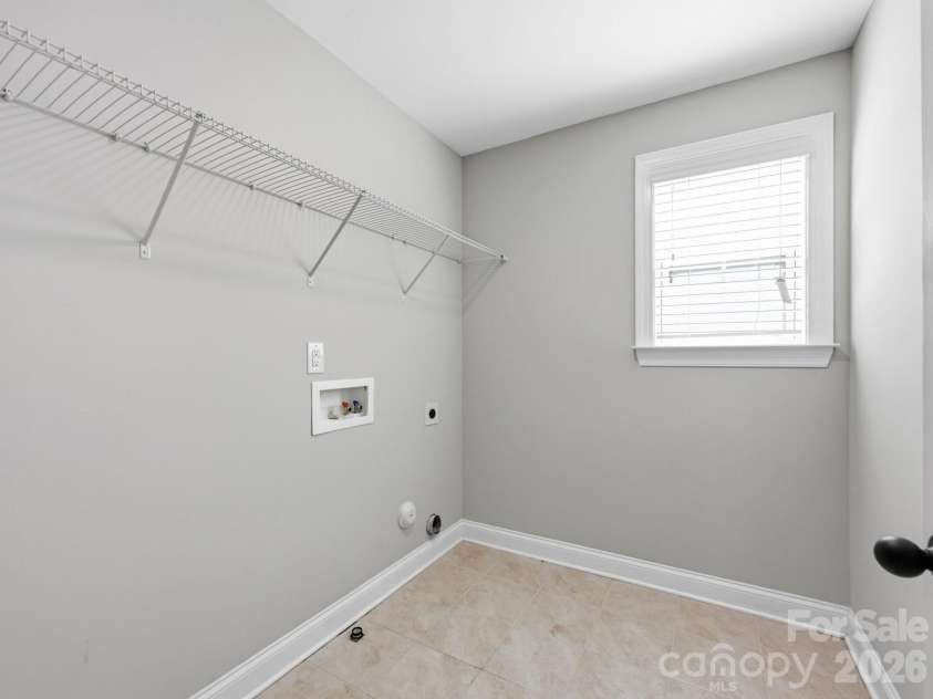 127 Tomahawk Drive, Mooresville, NC 28117.  MLS# CAR4408280, YatesRealty ID 43045. Laundry Room