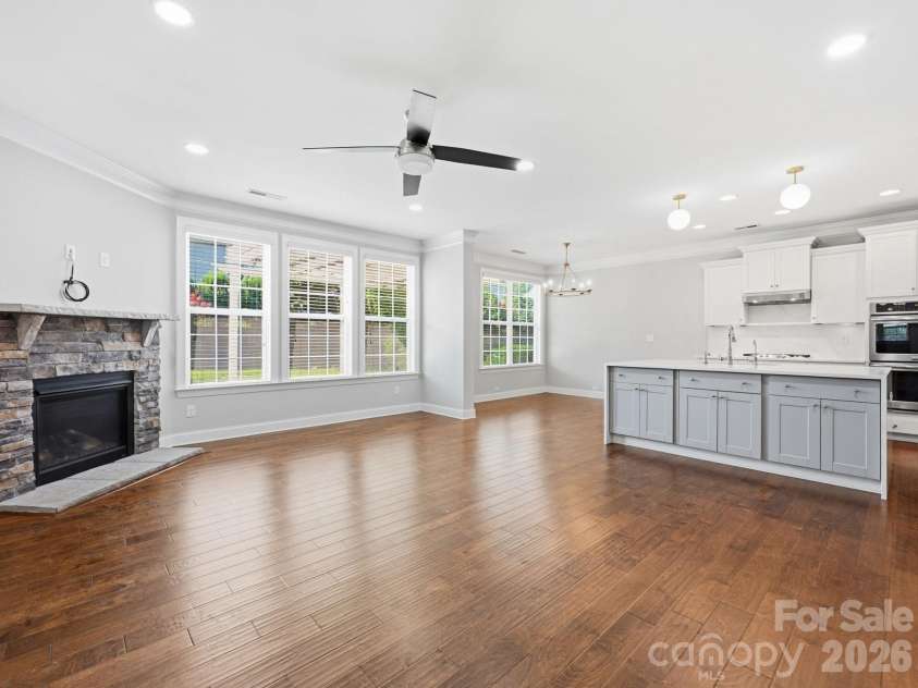 127 Tomahawk Drive, Mooresville, NC 28117.  MLS# CAR4408280, YatesRealty ID 43045. Living Room