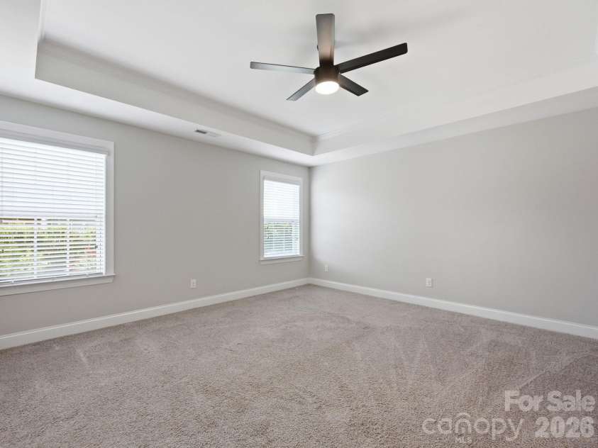127 Tomahawk Drive, Mooresville, NC 28117.  MLS# CAR4408280, YatesRealty ID 43045. Primary Bedroom