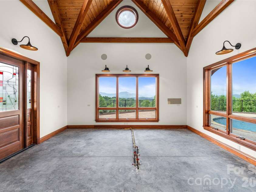 946 Ridge Road, Green Mountain, NC 28740.  MLS# CAR4408714, YatesRealty ID 43047. Great studio space that was setup previously for a glass blowing studio