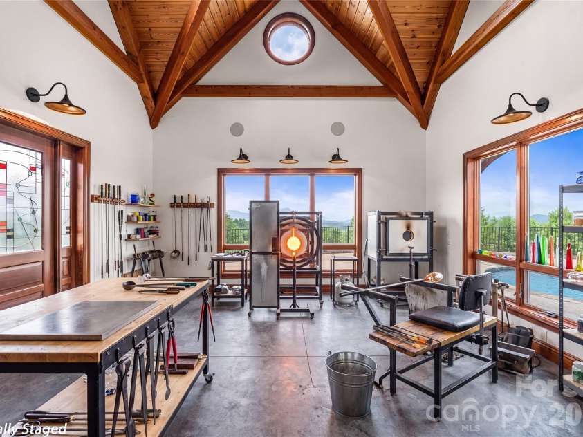 946 Ridge Road, Green Mountain, NC 28740.  MLS# CAR4408714, YatesRealty ID 43047. VIRTUALLY STAGED - Great studio space that was setup previously for a glass blowing studio