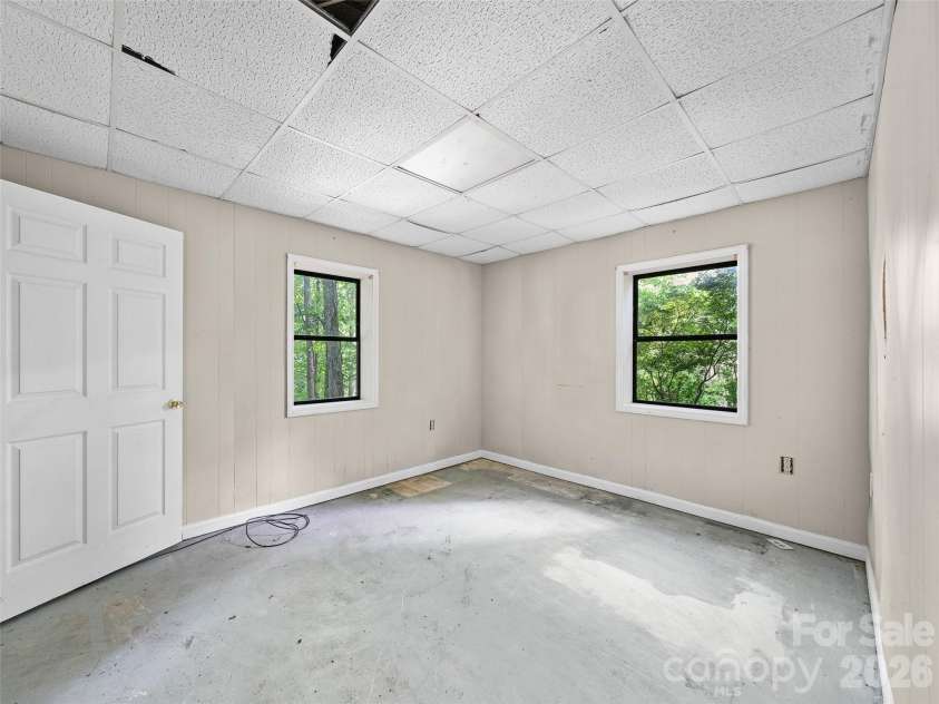 9851 Double Island Road, Green Mountain, NC 28740.  MLS# CAR4413252, YatesRealty ID 43049. 