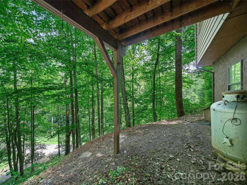 9851 Double Island Road, Green Mountain, NC 28740.  MLS# CAR4413252, YatesRealty ID 43049. 