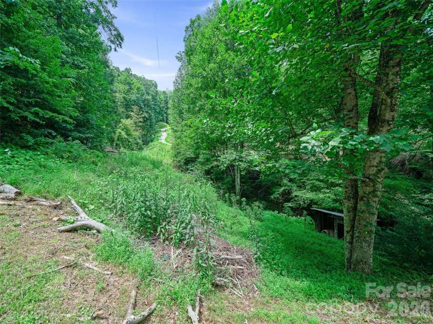 9851 Double Island Road, Green Mountain, NC 28740.  MLS# CAR4413252, YatesRealty ID 43049. 