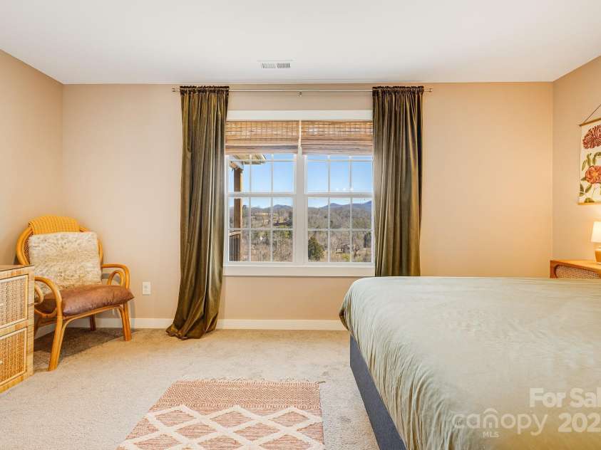 16 Mckena Hill Lane, Candler, NC 28715.  MLS# CAR4226006, YatesRealty ID 4305. 