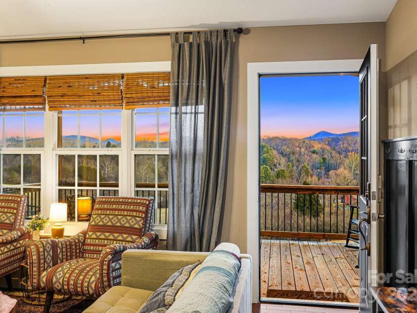 16 Mckena Hill Lane, Candler, NC 28715.  MLS# CAR4226006, YatesRealty ID 4305. 