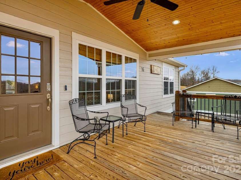 16 Mckena Hill Lane, Candler, NC 28715.  MLS# CAR4226006, YatesRealty ID 4305. 