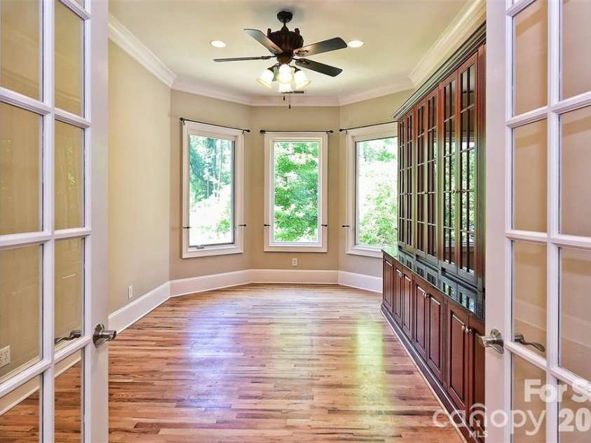 8680 Hills Dell Drive, Concord, NC 28027.  MLS# CAR4409457, YatesRealty ID 43050. 