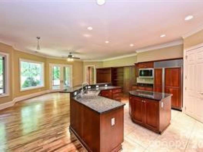 8680 Hills Dell Drive, Concord, NC 28027.  MLS# CAR4409457, YatesRealty ID 43050. 