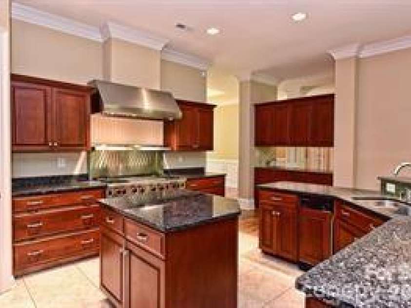 8680 Hills Dell Drive, Concord, NC 28027.  MLS# CAR4409457, YatesRealty ID 43050. 