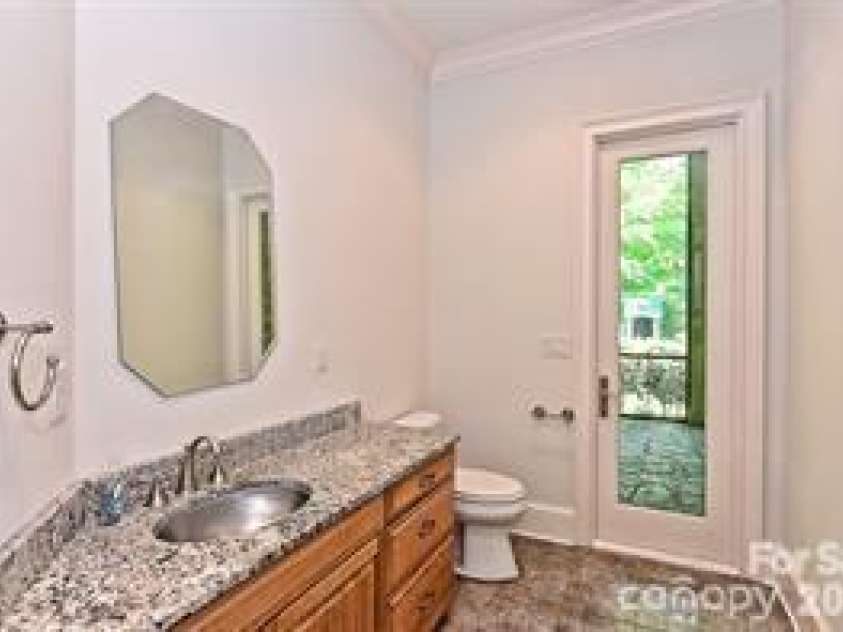 8680 Hills Dell Drive, Concord, NC 28027.  MLS# CAR4409457, YatesRealty ID 43050. 