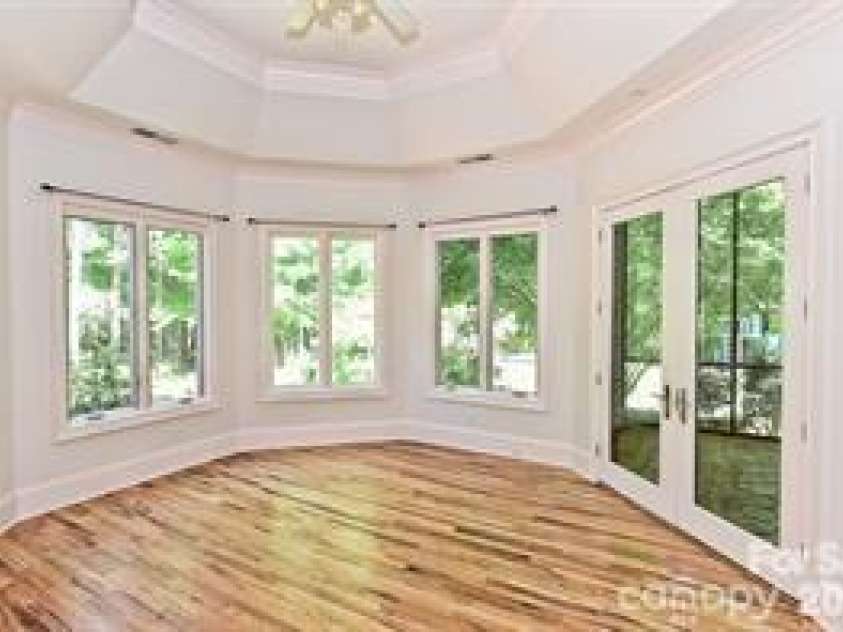 8680 Hills Dell Drive, Concord, NC 28027.  MLS# CAR4409457, YatesRealty ID 43050. 