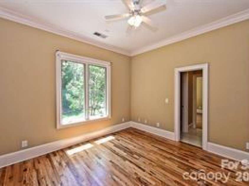 8680 Hills Dell Drive, Concord, NC 28027.  MLS# CAR4409457, YatesRealty ID 43050. 