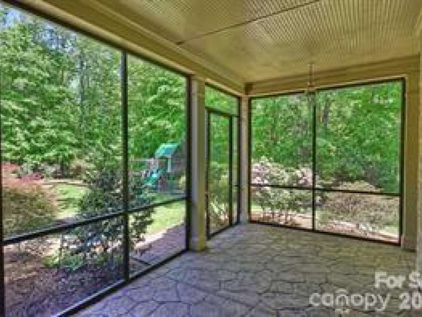 8680 Hills Dell Drive, Concord, NC 28027.  MLS# CAR4409457, YatesRealty ID 43050. 