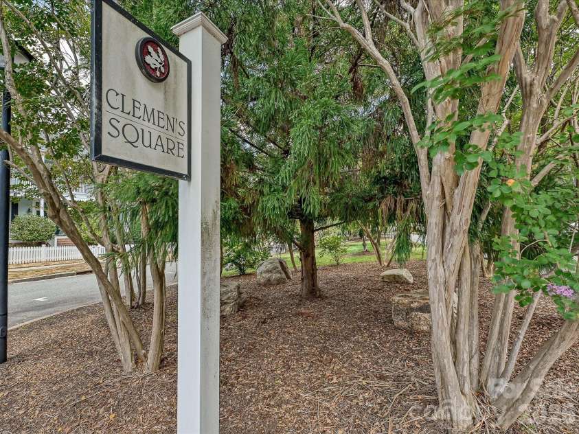 439 O'Henry Avenue, Davidson, NC 28036.  MLS# CAR4409491, YatesRealty ID 43051. 
