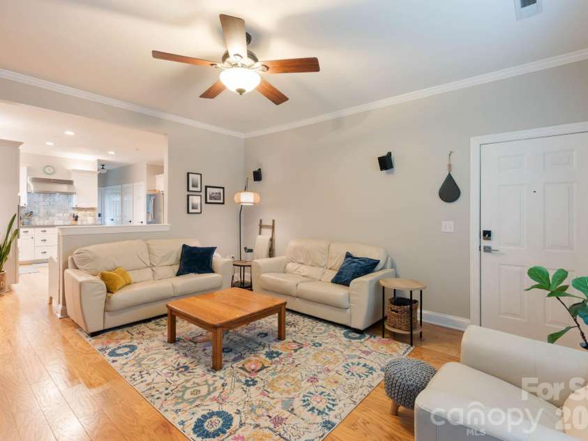 21622 Aftonshire Drive, Cornelius, NC 28031.  MLS# CAR4410246, YatesRealty ID 43052. Living Room