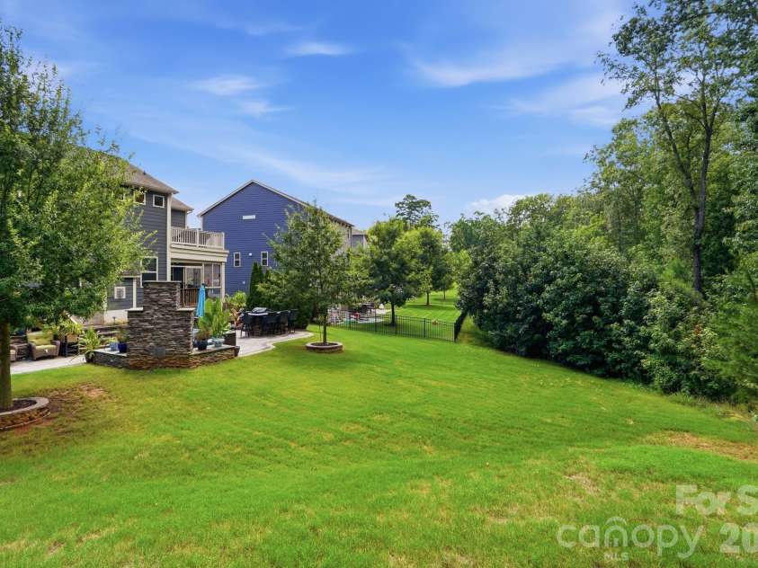 561 Sandbar Point, Clover, SC 29710.  MLS# CAR4412646, YatesRealty ID 43053. Backyard