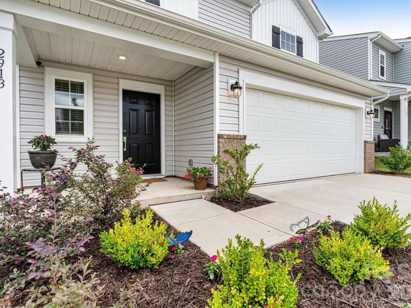 2913 Legacy Ridge Lane, Catawba, NC 28609.  MLS# CAR4412209, YatesRealty ID 43056. 
