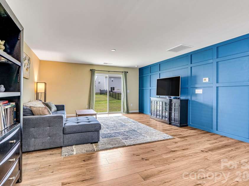 2913 Legacy Ridge Lane, Catawba, NC 28609.  MLS# CAR4412209, YatesRealty ID 43056. 