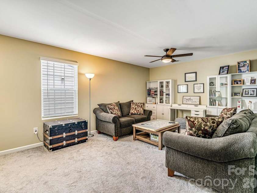 2913 Legacy Ridge Lane, Catawba, NC 28609.  MLS# CAR4412209, YatesRealty ID 43056. 