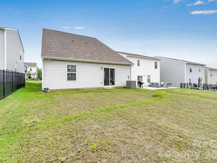 2913 Legacy Ridge Lane, Catawba, NC 28609.  MLS# CAR4412209, YatesRealty ID 43056. 