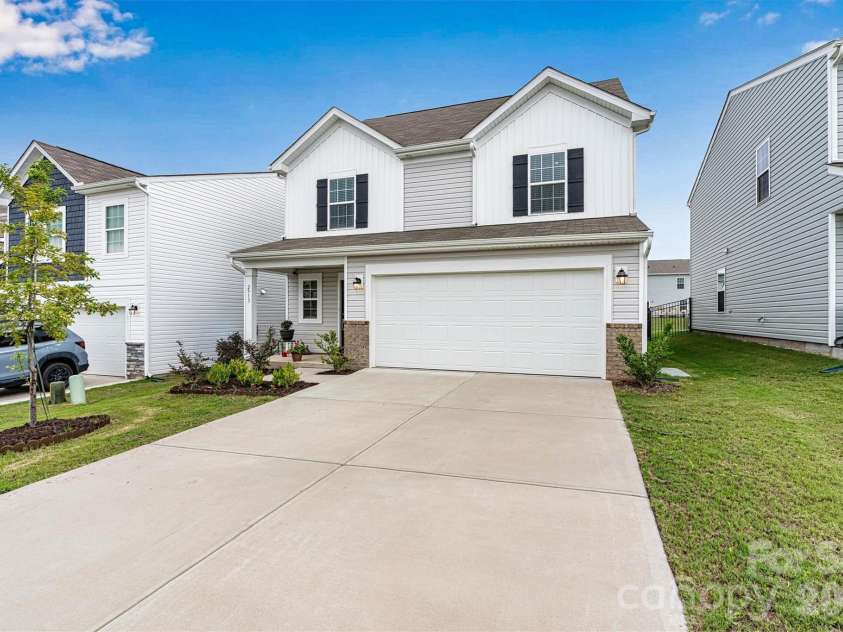 2913 Legacy Ridge Lane, Catawba, NC 28609.  MLS# CAR4412209, YatesRealty ID 43056. 