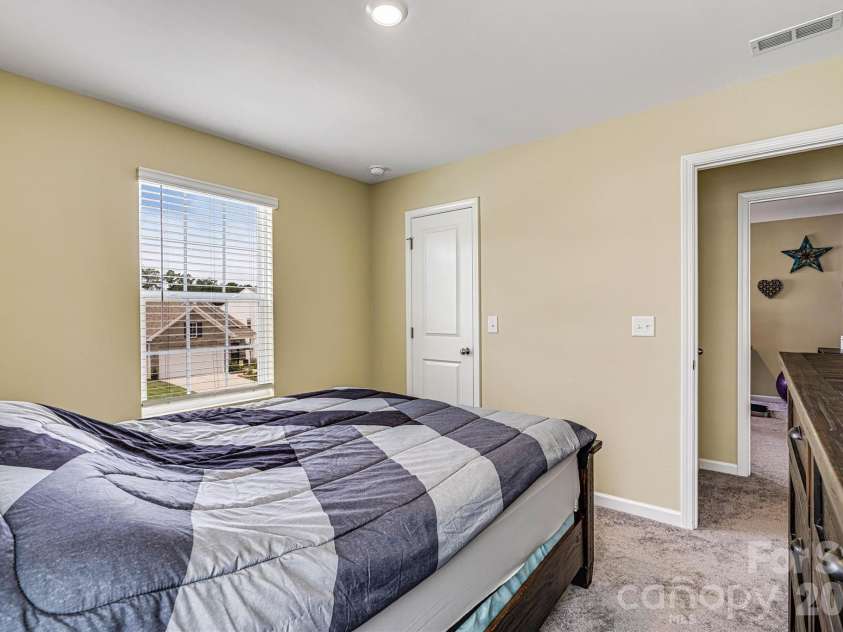 2913 Legacy Ridge Lane, Catawba, NC 28609.  MLS# CAR4412209, YatesRealty ID 43056. Bedroom 4