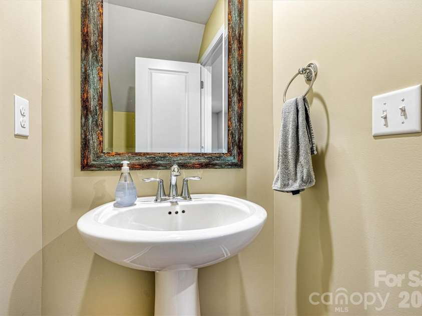 2913 Legacy Ridge Lane, Catawba, NC 28609.  MLS# CAR4412209, YatesRealty ID 43056. Downstairs Half Bath