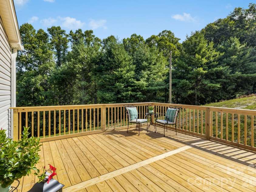 817 Jupiter Road, Weaverville, NC 28787.  MLS# CAR4381819, YatesRealty ID 43057. 