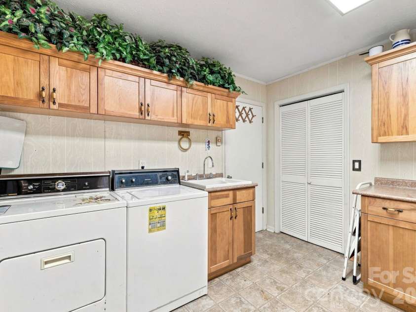 518 Nicholson Cove Road, Cullowhee, NC 28723.  MLS# CAR4411819, YatesRealty ID 43058. 