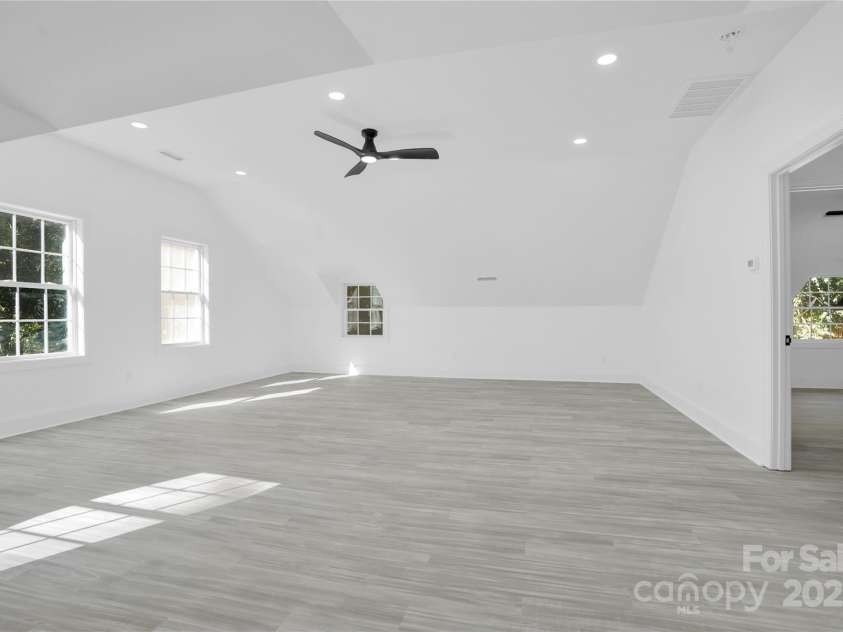 3301 Archdale Drive, Charlotte, NC 28210.  MLS# CAR4328724, YatesRealty ID 4306. 