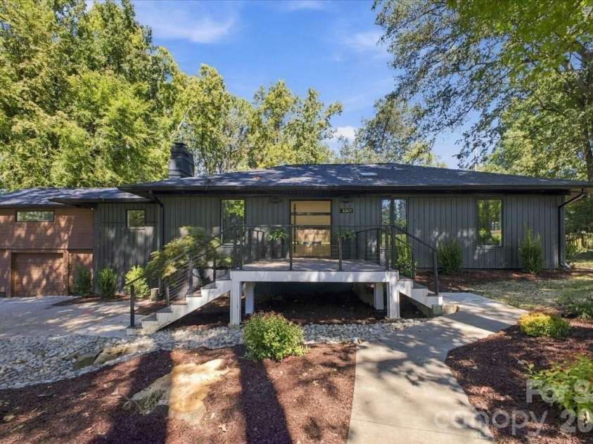 3301 Archdale Drive, Charlotte, NC 28210.  MLS# CAR4429085, YatesRealty ID 4306. 