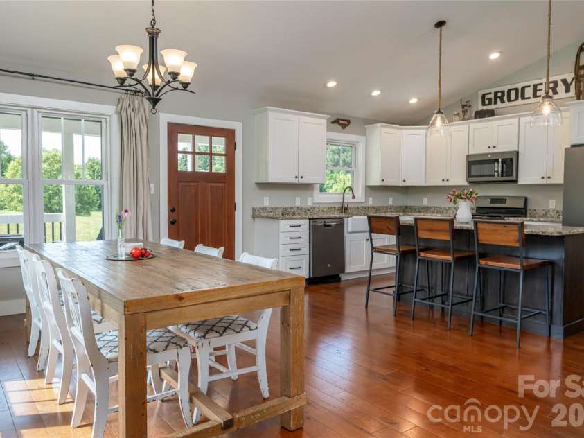 11 Ibbie Roberts Road, Alexander, NC 28701.  MLS# CAR4396356, YatesRealty ID 43060. 