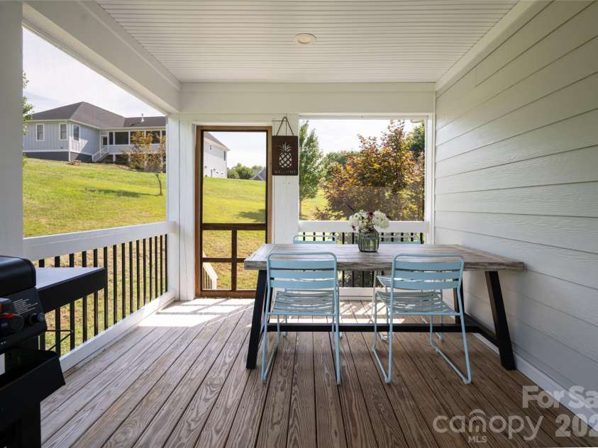 11 Ibbie Roberts Road, Alexander, NC 28701.  MLS# CAR4396356, YatesRealty ID 43060. 