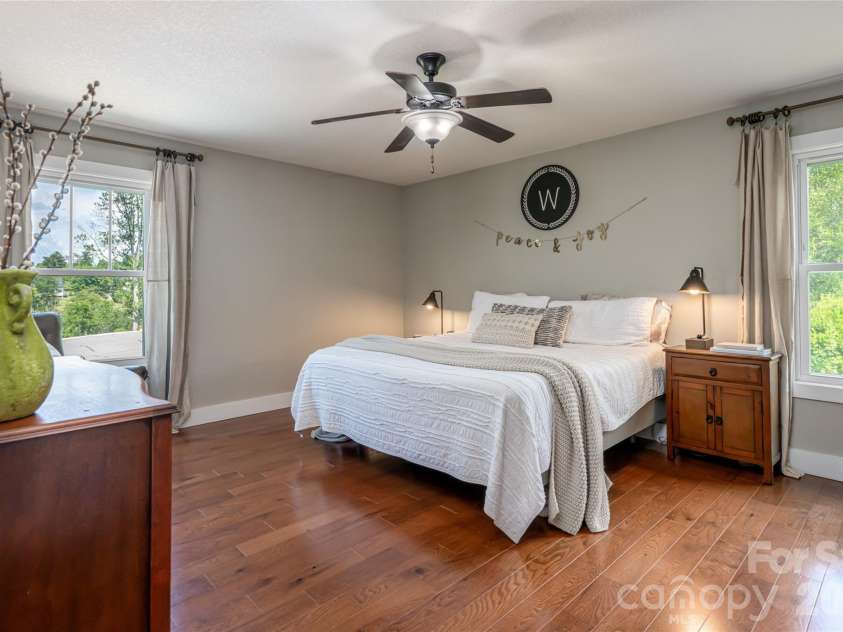 11 Ibbie Roberts Road, Alexander, NC 28701.  MLS# CAR4396356, YatesRealty ID 43060. 