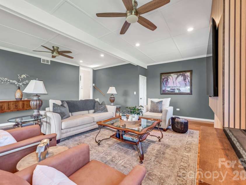 170 Bull Creek Road, Mars Hill, NC 28754.  MLS# CAR4410836, YatesRealty ID 43062. 