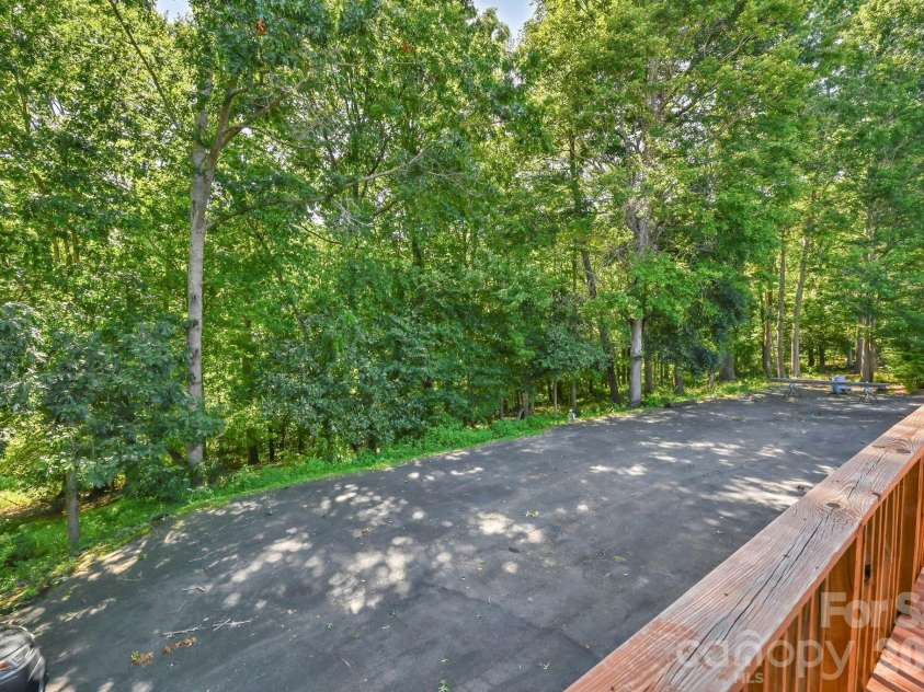 170 Bull Creek Road, Mars Hill, NC 28754.  MLS# CAR4410836, YatesRealty ID 43062. 
