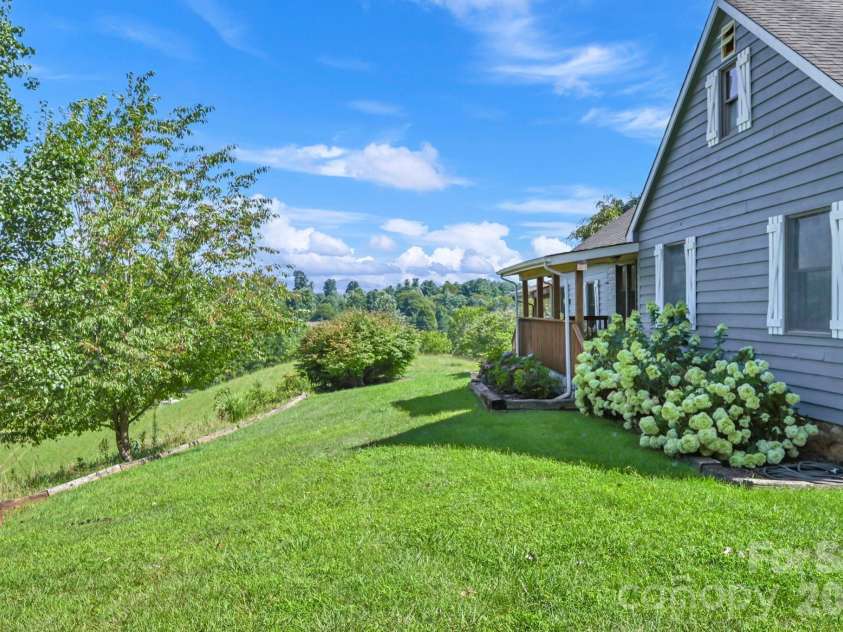 170 Bull Creek Road, Mars Hill, NC 28754.  MLS# CAR4410836, YatesRealty ID 43062. 
