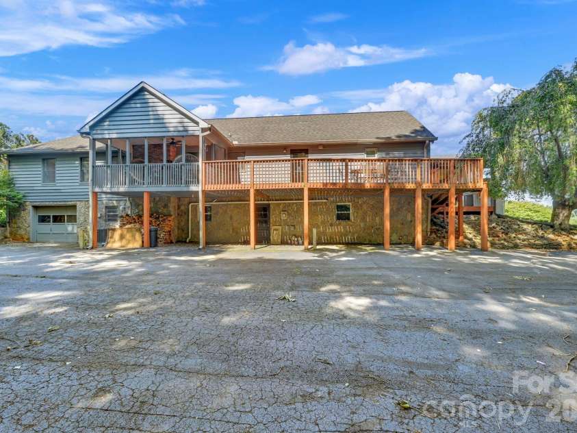 170 Bull Creek Road, Mars Hill, NC 28754.  MLS# CAR4410836, YatesRealty ID 43062. 