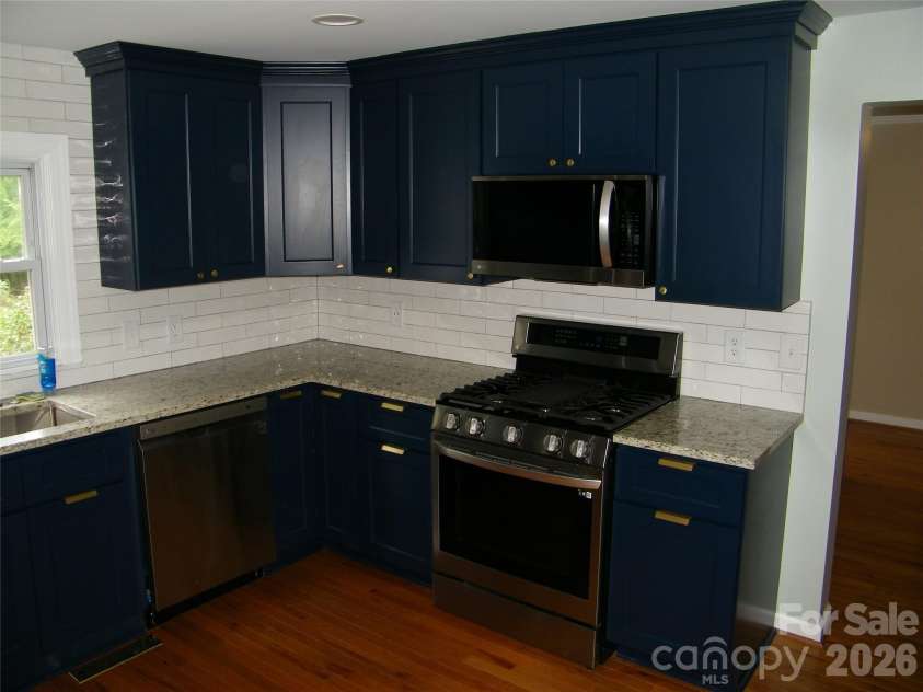 517 Rowan Mills Road, Salisbury, NC 28147.  MLS# CAR4406394, YatesRealty ID 43064. 