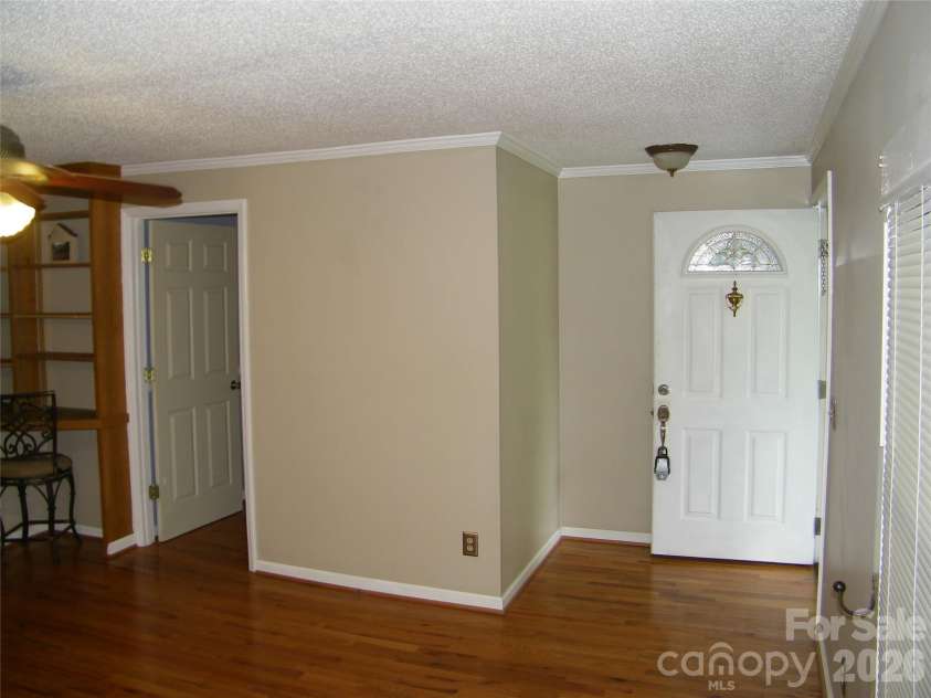 517 Rowan Mills Road, Salisbury, NC 28147.  MLS# CAR4406394, YatesRealty ID 43064. 