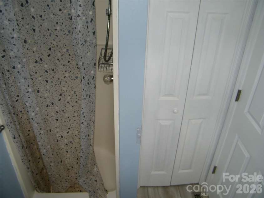 517 Rowan Mills Road, Salisbury, NC 28147.  MLS# CAR4406394, YatesRealty ID 43064. 