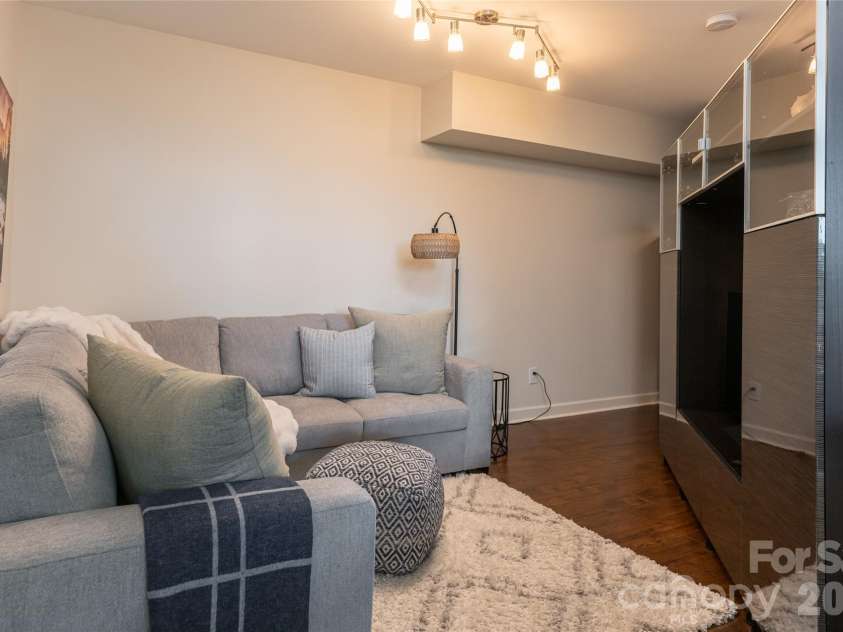322 Windswept Drive, Asheville, NC 28801.  MLS# CAR4408960, YatesRealty ID 43065. 