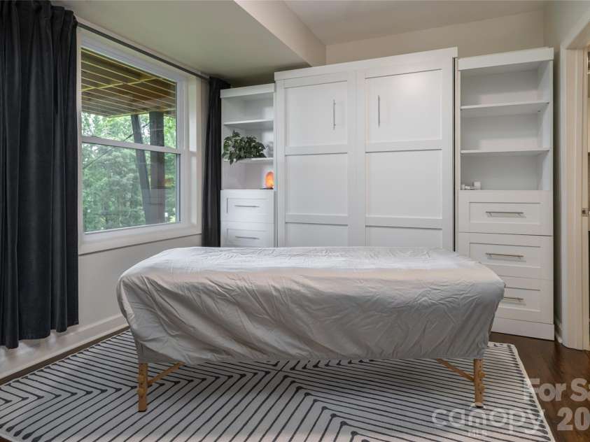 322 Windswept Drive, Asheville, NC 28801.  MLS# CAR4408960, YatesRealty ID 43065. 